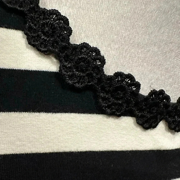 Kate Spade black/white stripe cold shoulder crop tops size 12 - Picture 6 of 11